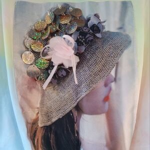 Women's Tie Dye Sequined T Shirt Size Large Shabby Chic Romantic Hat Tye Dye